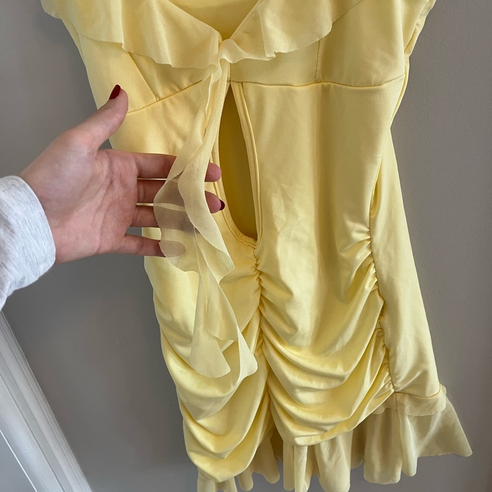Yellow Ruffled Dress - Picture 5 of 6